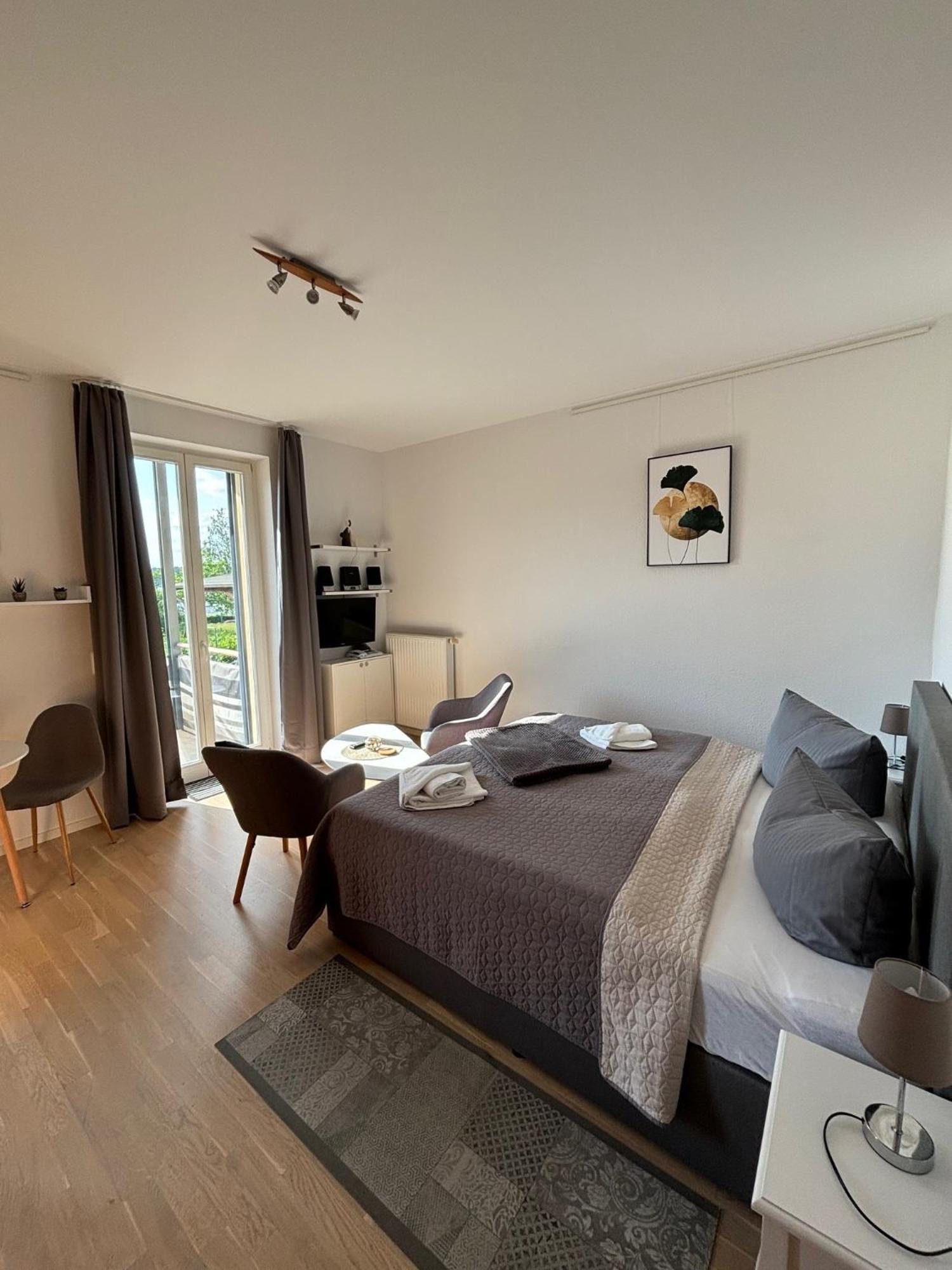 ריינסברג Einraumapartment Im Erdgeschoss Mit Seeblick מראה חיצוני תמונה